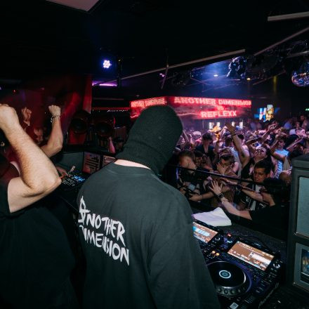 SHOCKWAVE - EDITION 003