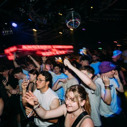 SHOCKWAVE - EDITION 003