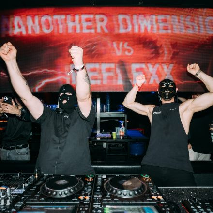 SHOCKWAVE - EDITION 003