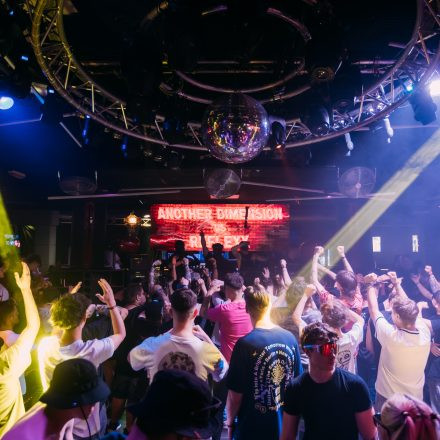 SHOCKWAVE - EDITION 003