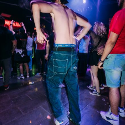 SHOCKWAVE - EDITION 003