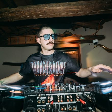 SHOCKWAVE - EDITION 003