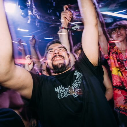 SHOCKWAVE - EDITION 003