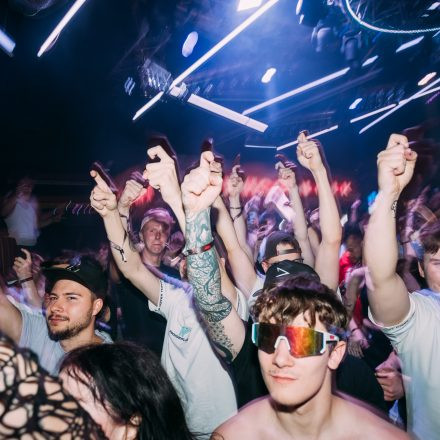 SHOCKWAVE - EDITION 003