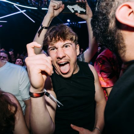 SHOCKWAVE - EDITION 003