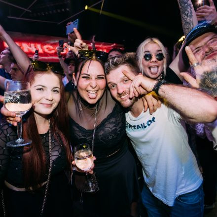 SHOCKWAVE - EDITION 003