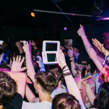 SHOCKWAVE - EDITION 003