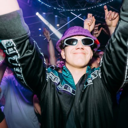 SHOCKWAVE - EDITION 003