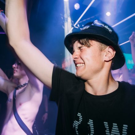 SHOCKWAVE - EDITION 003