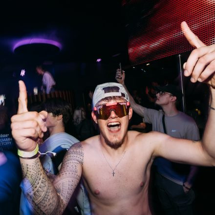 SHOCKWAVE - EDITION 003