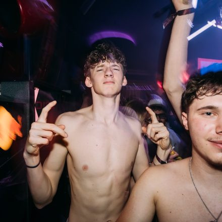 SHOCKWAVE - EDITION 003