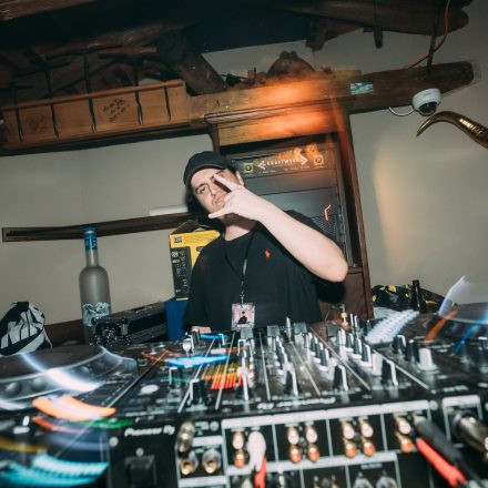 SHOCKWAVE - EDITION 003