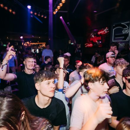 SHOCKWAVE - EDITION 003