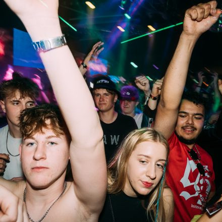 SHOCKWAVE - EDITION 003