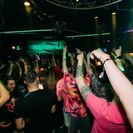 SHOCKWAVE - EDITION 003