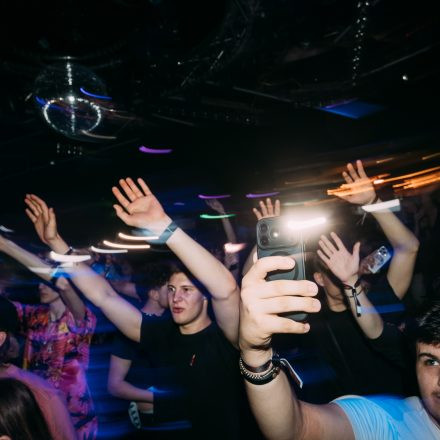 SHOCKWAVE - EDITION 003