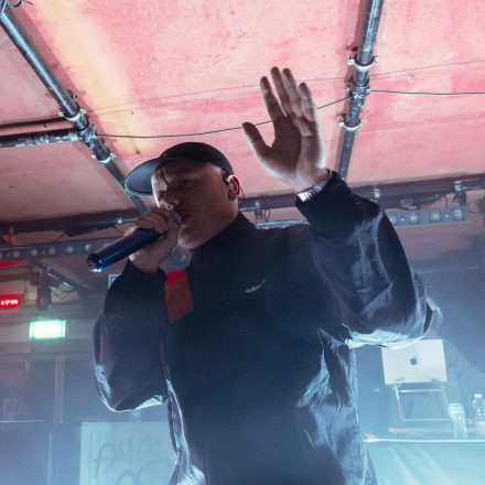 Crystal F & Arbok 48