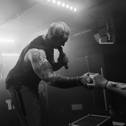 Crystal F & Arbok 48