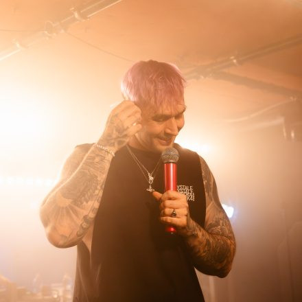 Crystal F & Arbok 48