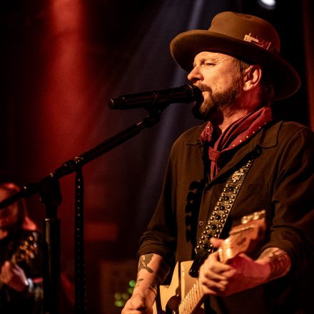 Kiefer Sutherland