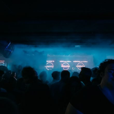 Get Alive at 90ies & 2000s Club!