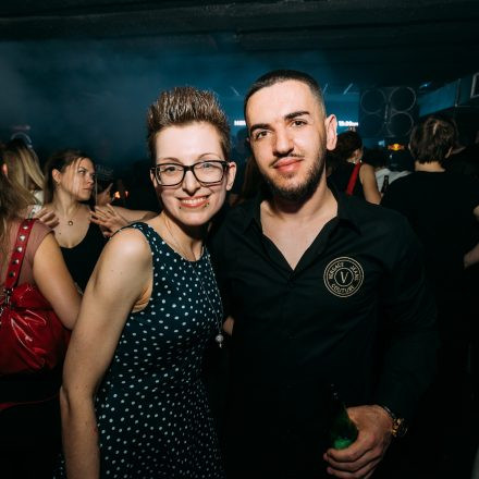 Get Alive at 90ies & 2000s Club!