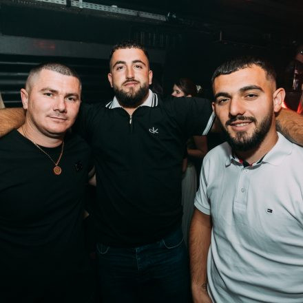 Get Alive at 90ies & 2000s Club!