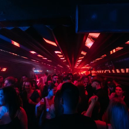 Get Alive at 90ies & 2000s Club!