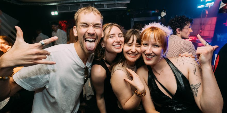 Get Alive at 90ies & 2000s Club!