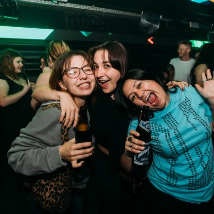 Get Alive at 90ies & 2000s Club!