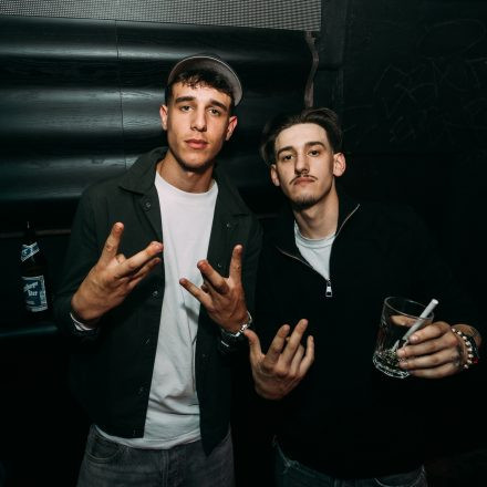 Get Alive at 90ies & 2000s Club!
