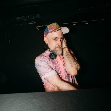 Get Alive at 90ies & 2000s Club!