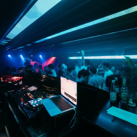 Get Alive at 90ies & 2000s Club!