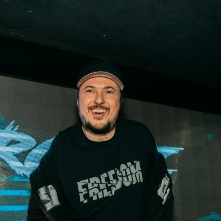 BEATDOWN x DRUM & BASSICK