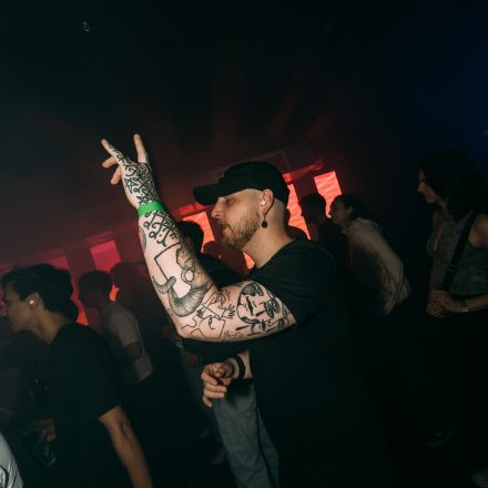 BEATDOWN x DRUM & BASSICK