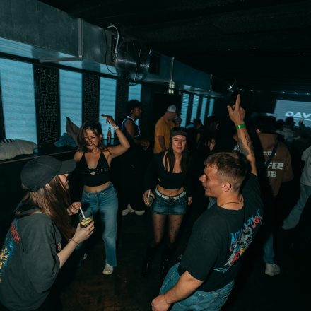 BEATDOWN x DRUM & BASSICK