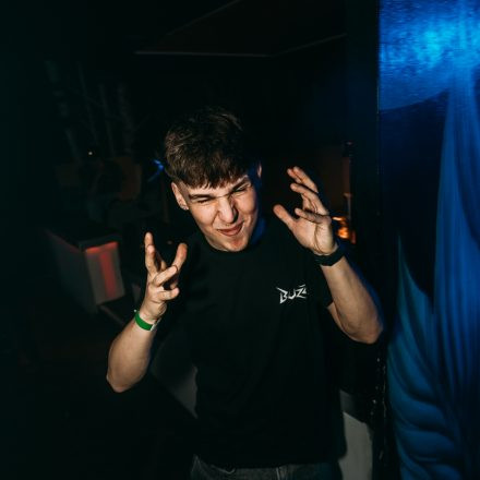 BEATDOWN x DRUM & BASSICK