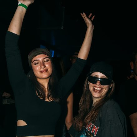 BEATDOWN x DRUM & BASSICK