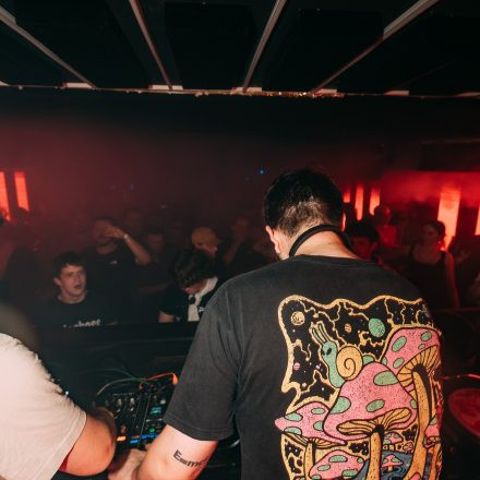 BEATDOWN x DRUM & BASSICK