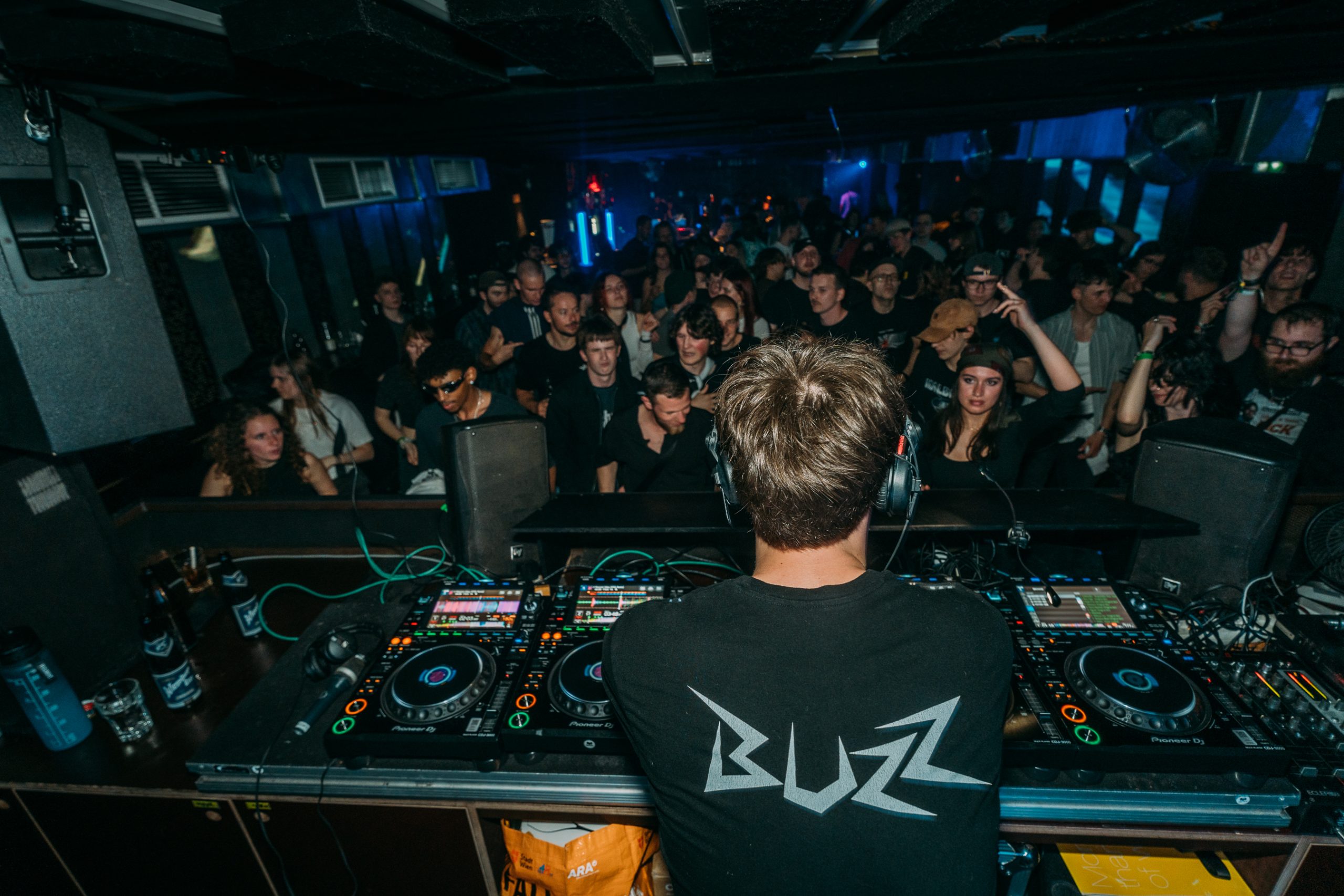 BEATDOWN x DRUM & BASSICK
