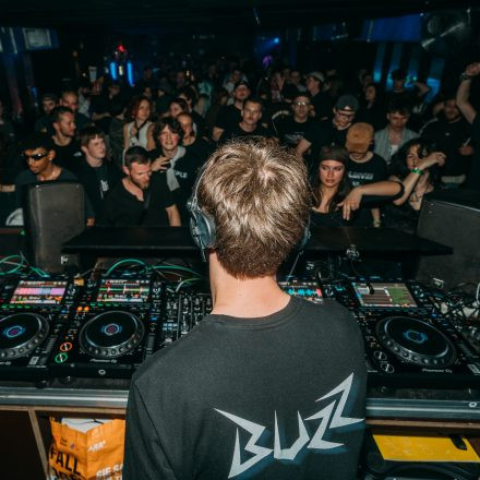 BEATDOWN x DRUM & BASSICK