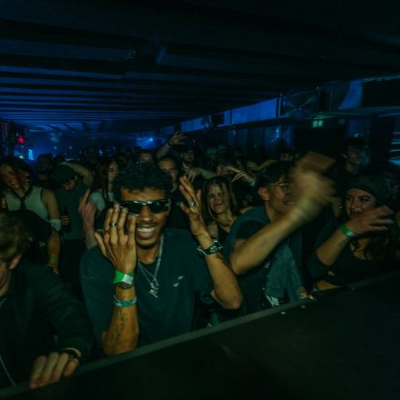 BEATDOWN x DRUM & BASSICK
