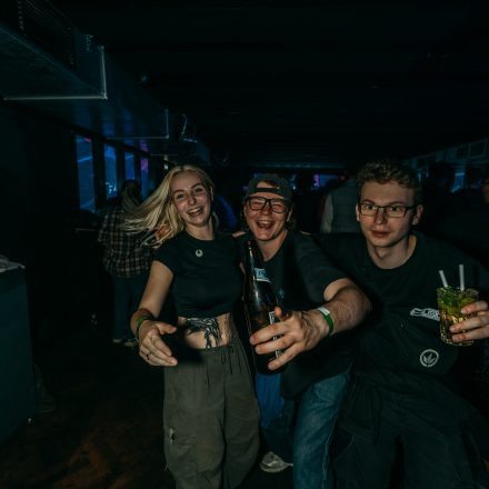 BEATDOWN x DRUM & BASSICK