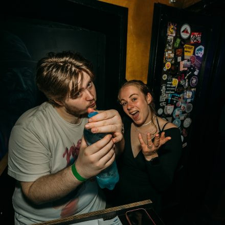 BEATDOWN x DRUM & BASSICK