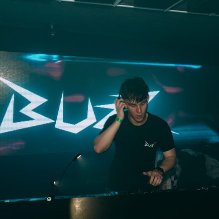 BEATDOWN x DRUM & BASSICK