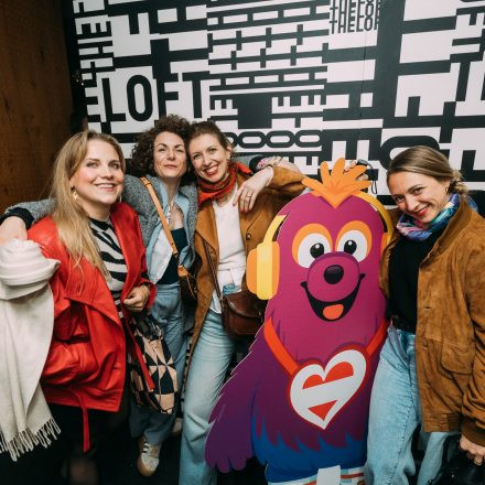 Rise like a 2000s & 2010s Club + ESC Public Viewing