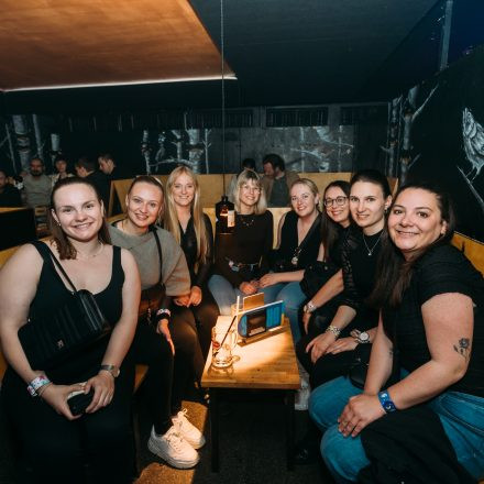 Rise like a 2000s & 2010s Club + ESC Public Viewing