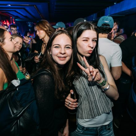 Rise like a 2000s & 2010s Club + ESC Public Viewing