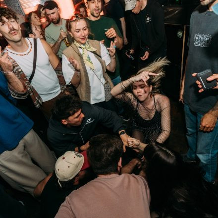 Rise like a 2000s & 2010s Club + ESC Public Viewing