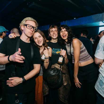 Rise like a 2000s & 2010s Club + ESC Public Viewing